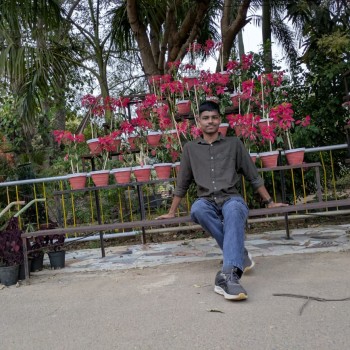 Shitting Pose